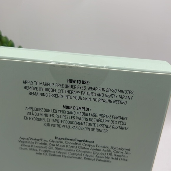 Evio Beauty Vtiamin C Hydrating and Brightening Eye Patches - Picture 6 of 7